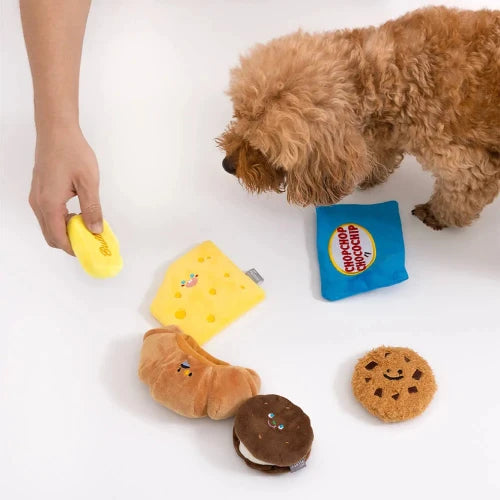 BAKERY SQUEAKY DOG TOYS