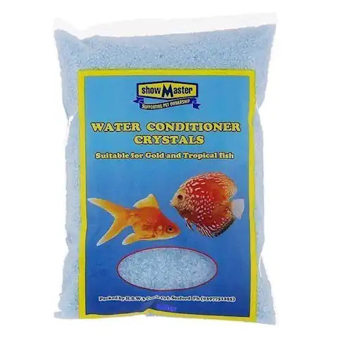 Show Master Water Conditioner Crystals pack, suitable for goldfish and tropical fish aquariums. Main image